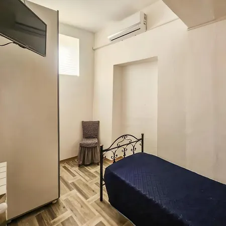 La Casa Di Mizzi Holiday home