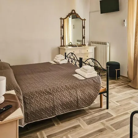 La Casa Di Mizzi Holiday home *